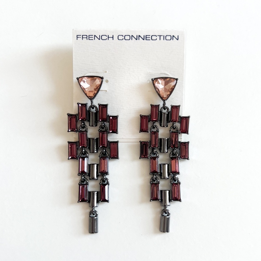 NWT French Connection Geometric Dangle Drop Pink Stone Gunmetal Earrings